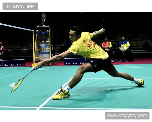 北京羽毛球队中路突破战术解析与实战应用探讨